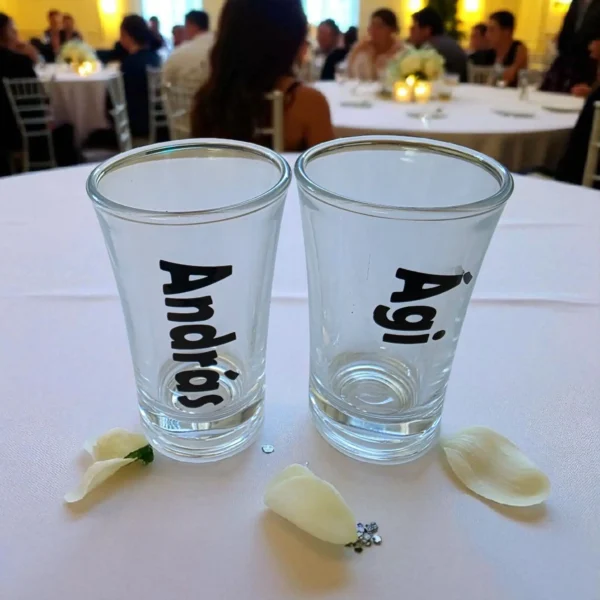 Névre szóló ültető feles pohár